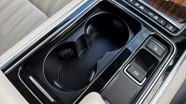 Jaguar XF 2.0i [300] Portfolio 5dr Auto AWD Petrol Estate